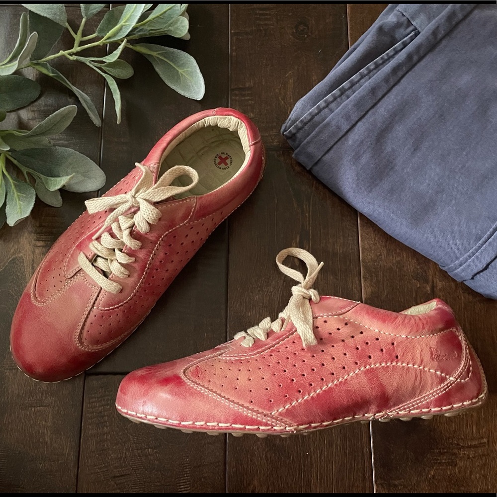 Doc Martens red casual leather sneakers Dr Martens
